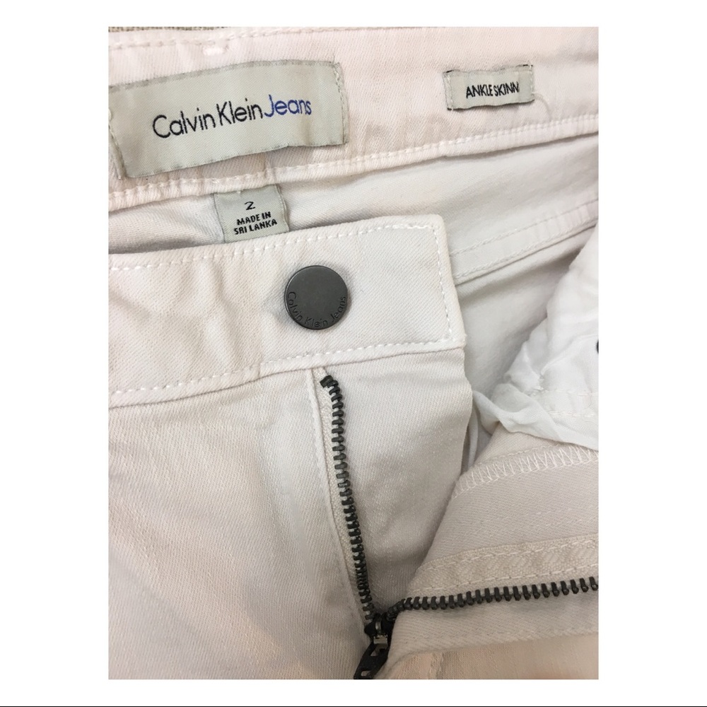 Calvin Klein Jeans - Picture 3 of 4